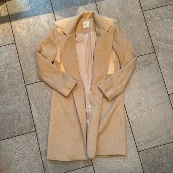 Mason by Michelle Mason Goat Fur Coat in Sand, Size 6 - Picture 3 of 10